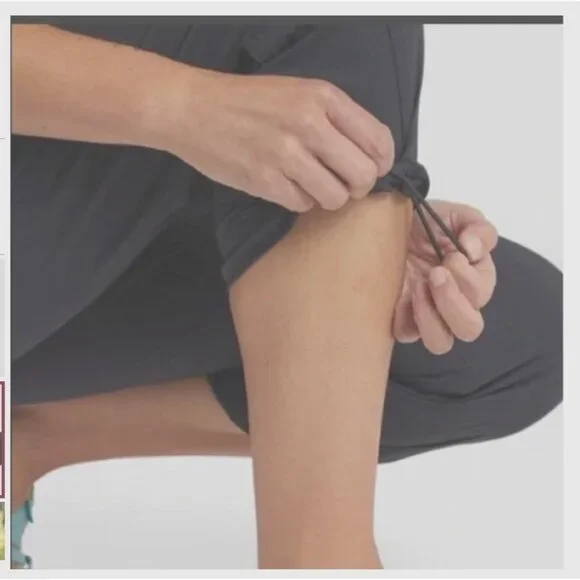 NWT Title Nine Women Gray Clamber Capri Hiking Nylon Pants 12 MSRP$109 - Picture 7 of 12